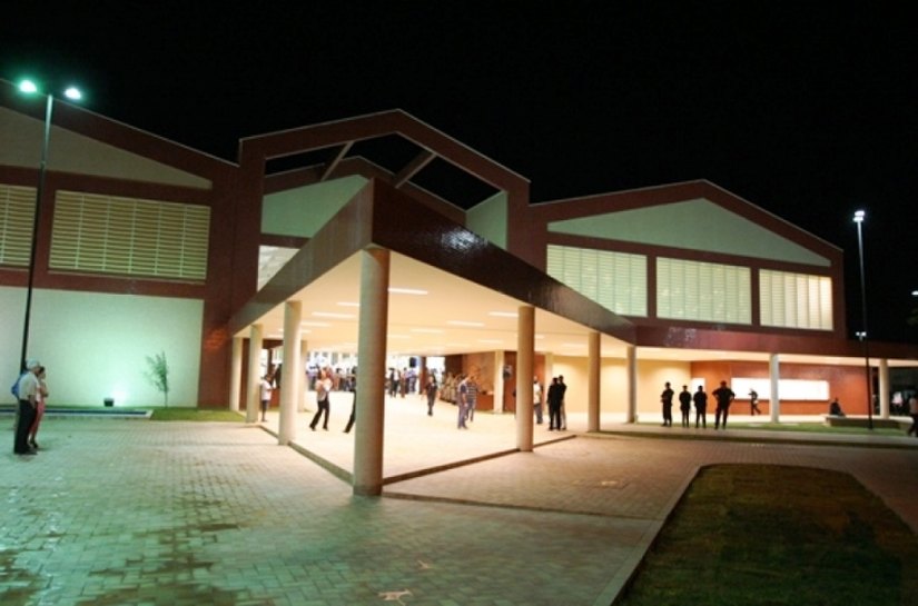 Governo abre licitação para ampliar Centro de Convenções de Maceió
