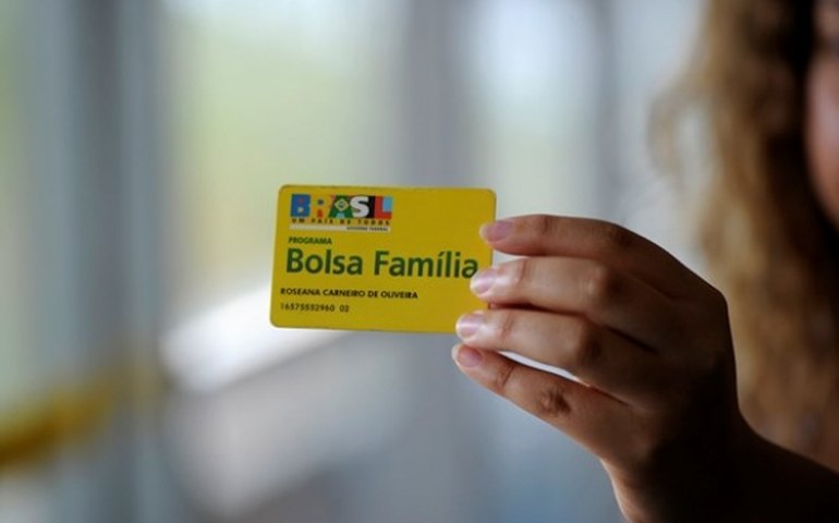 Repasses do Bolsa Família em Alagoas somam R$ 365 milhões