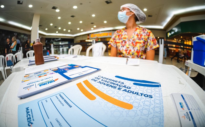 Maceió centraliza vacinação Pfizer em dois shoppings