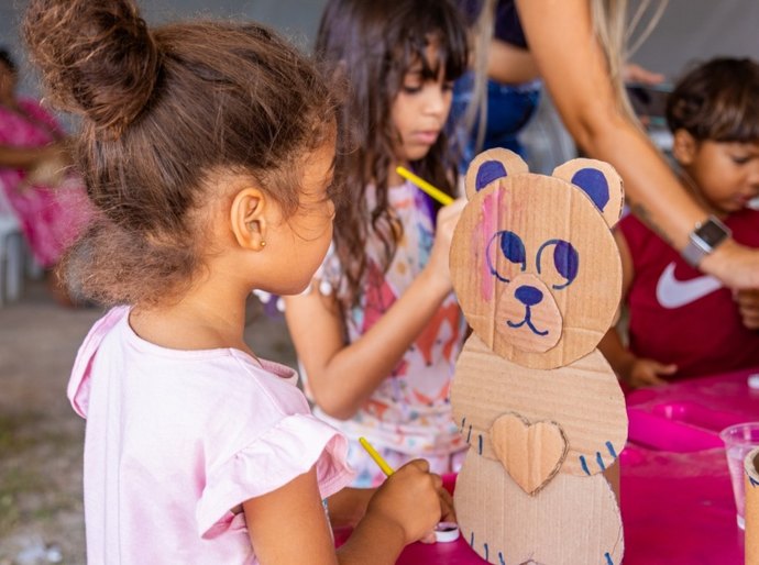 Brota na Grota leva recreação infantil e serviços para a Chã de Bebedouro