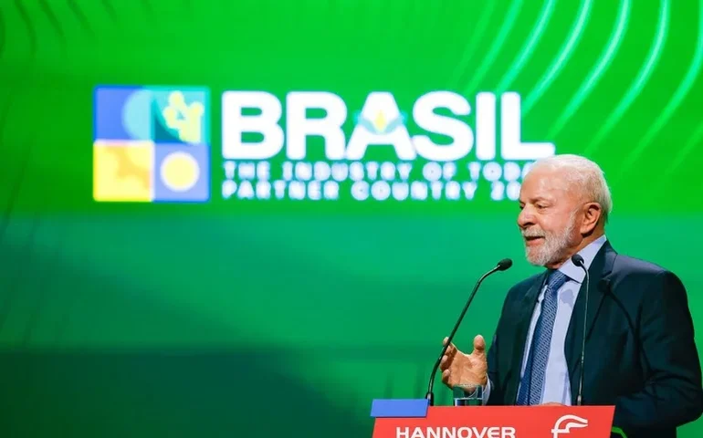“Um novo paradigma de desenvolvimento requer um multilateralismo justo e equilibrado”, diz Lula na Feira Industrial de Hanôver, na Alemanha
