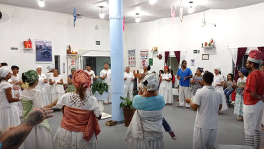 Eleitores de religiões afro se sentem invisíveis em campanha eleitoral