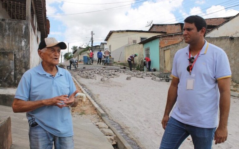 Programa Meu Bairro Melhor avança na comunidade Castro Alves