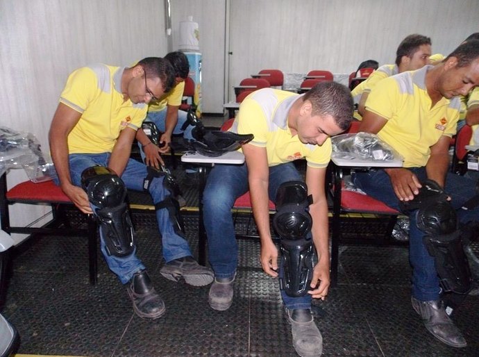 Grupo Coringa distribui equipamentos de segurança aos seus colaboradores