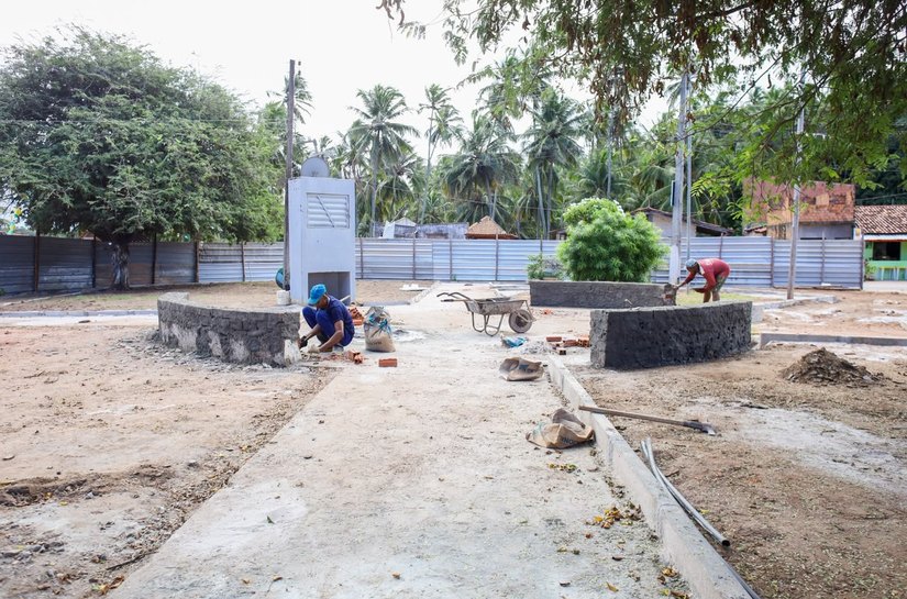 Prefeitura de Coruripe inicia reforma da Praça da Lagoa do Pau
