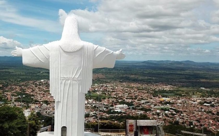 Palmeira dos Índios atingiu marcas elevadas de temperatura e ficou entre as mais quentes do Brasil neste domingo