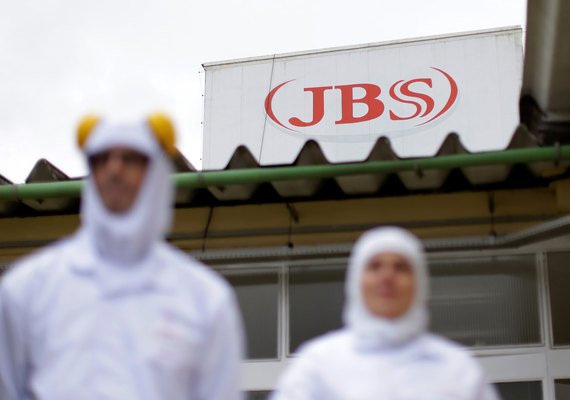 JBS anuncia fechamento definitivo de unidade na Califórnia e demite 374 funcionários