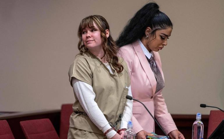 Como condenação máxima de armeira por morte de diretora em set de 'Rust' afeta acusação contra Alec Baldwin? Entenda