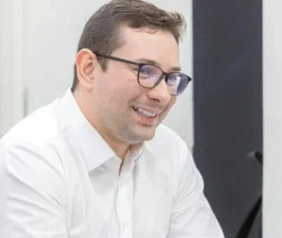 Lucas Barbosa recua de ida para o PP e consolida aliança com PSDB em Alagoas