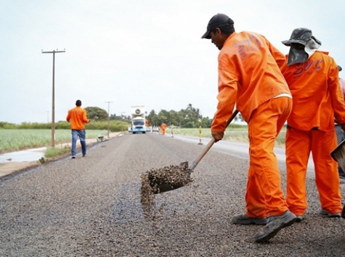 Estado constrói mais de 189 quilômetros de estradas em Alagoas