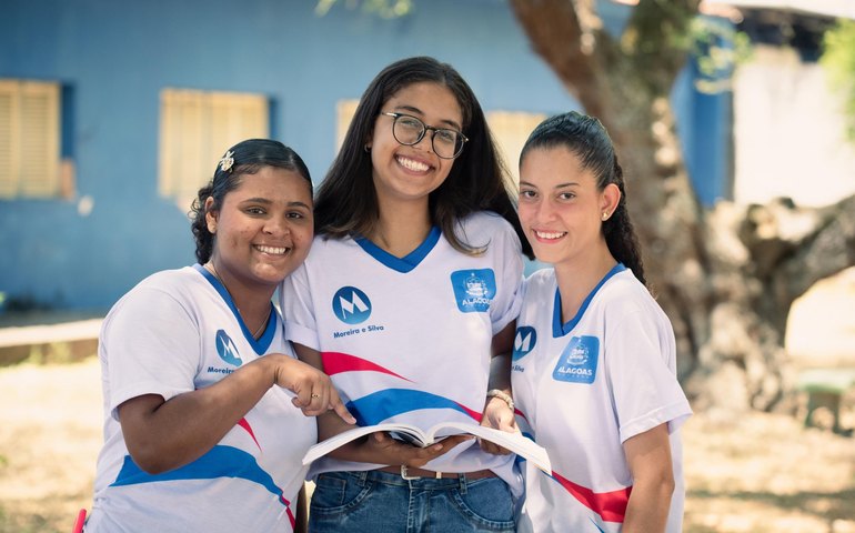 Ano letivo 2025 começa em 10 de fevereiro