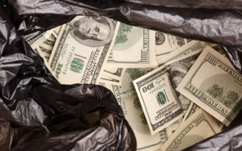 Moedas: dólar enfraquece ante euro e DXY cai, de olho em comentários de Powell