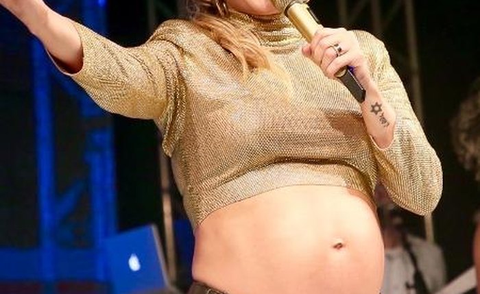 Cantora também contou que o quartinho da filha tem como tema ovelhinhas Cantora também contou que o quartinho da filha tem como tema ovelhinhas