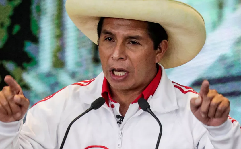 No Peru, Castillo deixa partido após ser acusado de adotar &#8216;programa neoliberal&#8217;