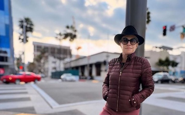 Ana Maria Braga, de férias nos EUA, fala sobre o cheiro de maconha: 'Você fica até meio tonto' 