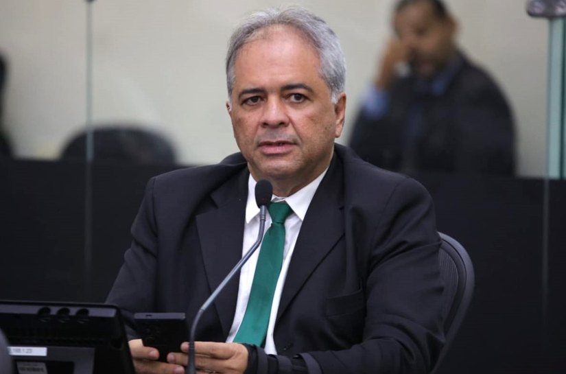 Líder do governo articula sessão na sexta-feira para garantir votação da LDO até o dia 30 junho