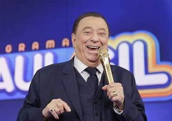 Raul Gil é internado em São Paulo após indisposição; assessoria e filho garantem que ele passa bem