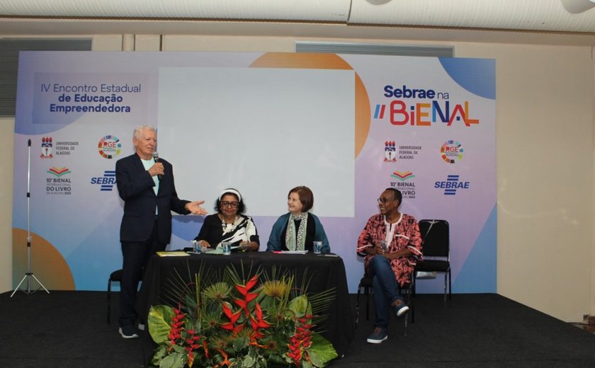 Participação do Cesmac em mesa redonda aborda 'Raízes da Educação do Povo Alagoano'