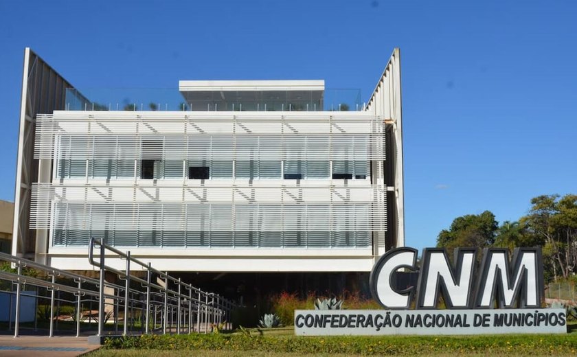 CNM: Mais um terço dos prefeitos aptos à reeleição mudaram de partido para concorrer neste ano