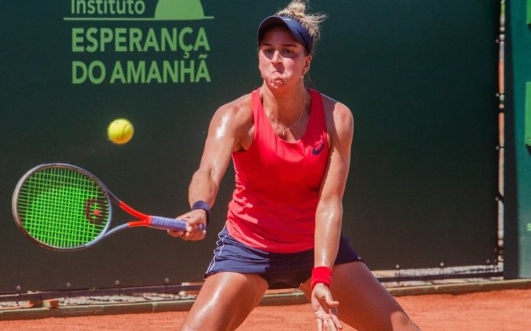 Ingrid Martins vence em estreia nas duplas no Torneio de Parma; Pigossi perde
