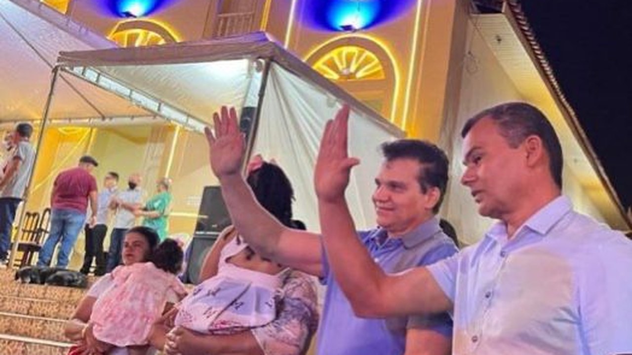 Deputado Ricardo Nezinho recebe mais apoios e visita três cidades no Agreste