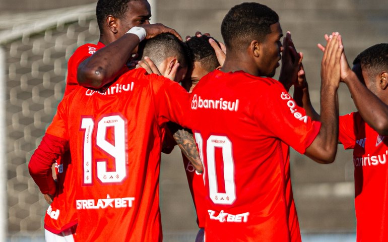 Internacional começa com reservas e acaba derrotado pelo Guarany no Gauchão