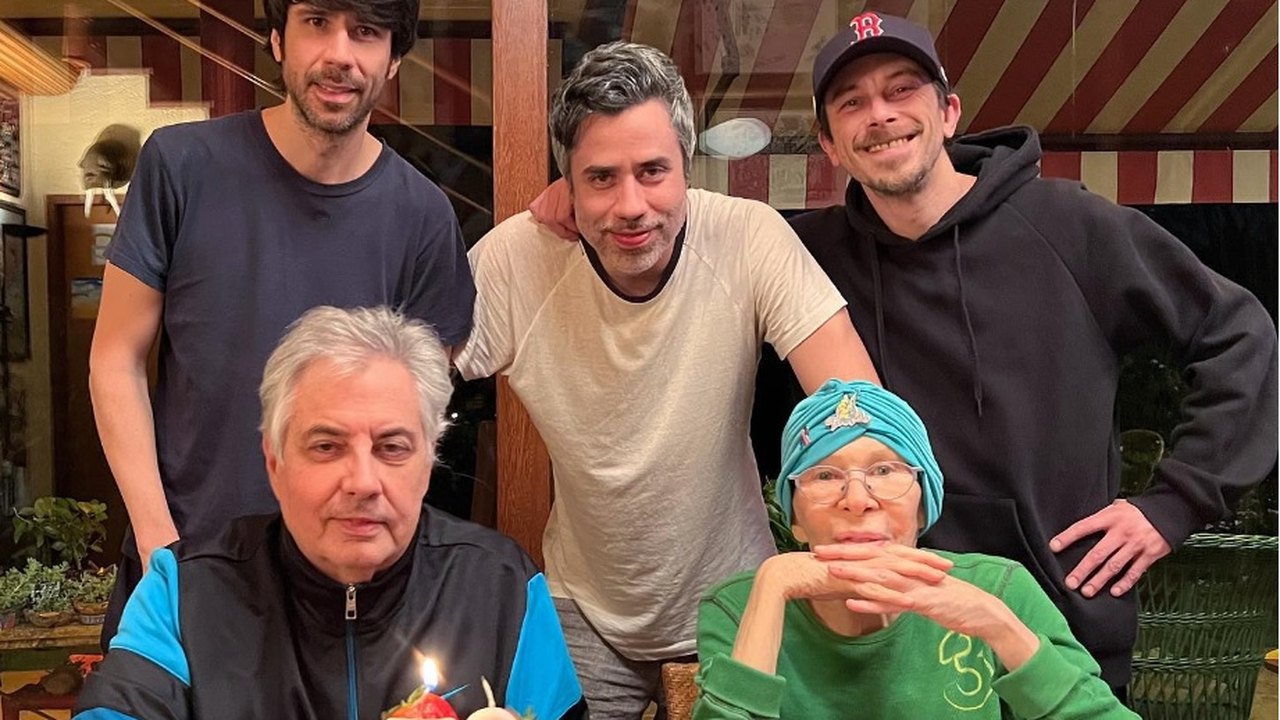 Filhos de Rita Lee agradecem fãs na despedida da rainha do rock, no Planetário