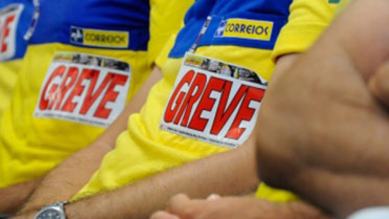 Funcionários dos Correios entram em greve por tempo indeterminado em Alagoas