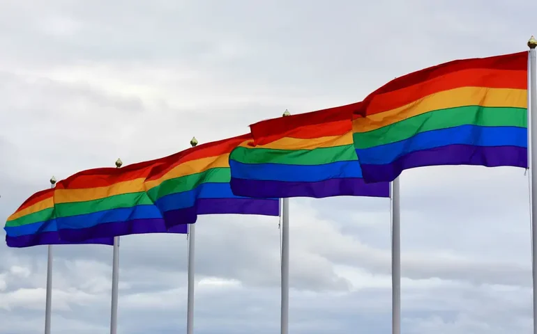 Estado lança política inédita de inclusão LGBTQIA+ no mercado de trabalho