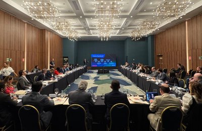 Alagoas apresenta em Porto Alegre sistema com Inteligência Artificial que reduz tempo de análise contratual de 45 para 3 minutos