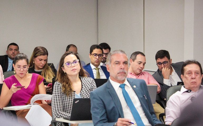 Magistrados do TRE/AL participam de curso  de atualização para as eleições deste ano