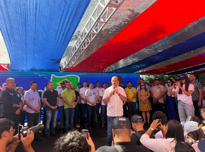 Antonio Albuquerque reúne multidão e principais lideranças políticas de Alagoas em lançamento de pré-candidaturas dele e de Nivaldo à reeleição