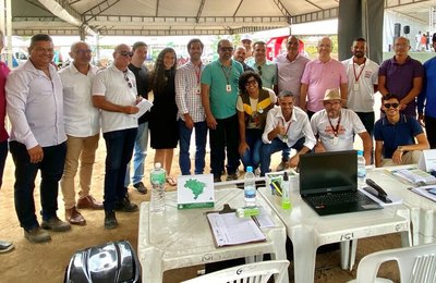 Prefeito Ronaldo Lopes prestigia e apoia o 1º Circuito Coopenedo Agro