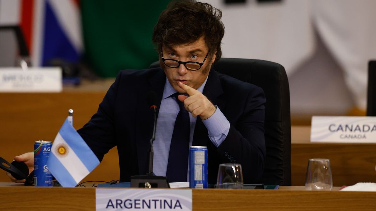 Milei restringe imigração e permanência de estrangeiros na Argentina