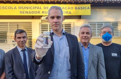 Sede de Aprender flagra escolas com filtros vencidos nos bebedouros