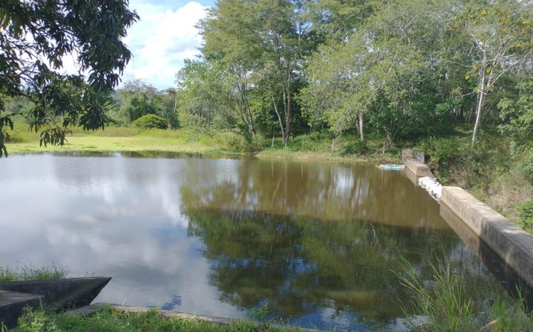 ETA que produz água para Paulo Jacinto passa por reforma e serviço de limpeza