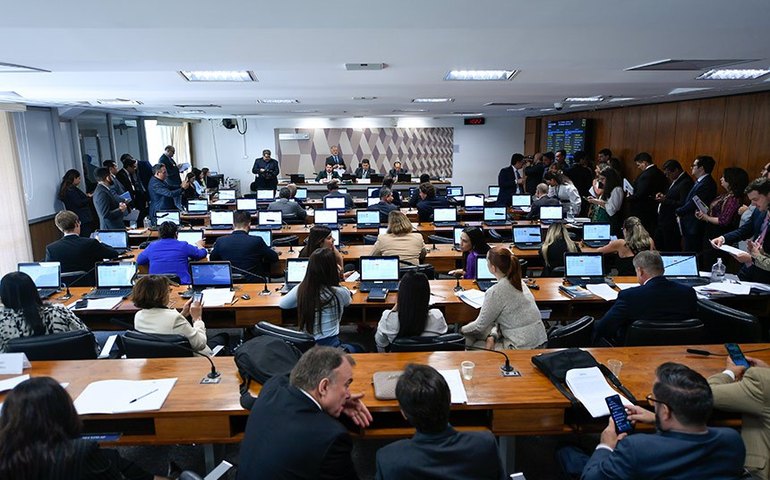 Avaliação psicológica para renovação da CNH poderá ser obrigatória