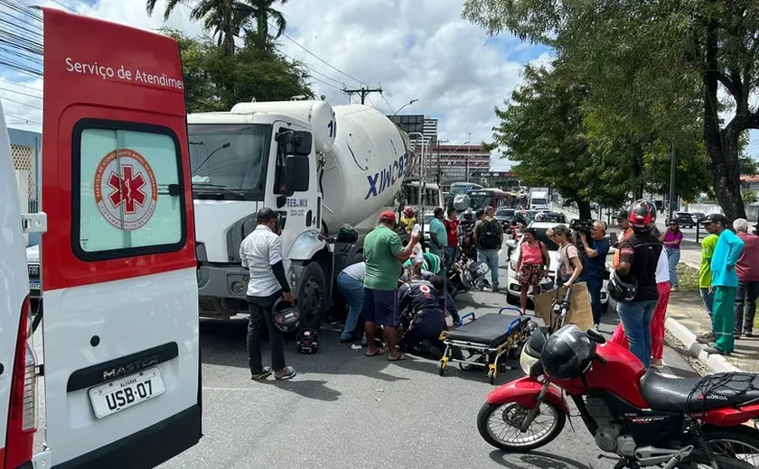 Motociclista fica ferido após colisão e atropelamento em Maceió