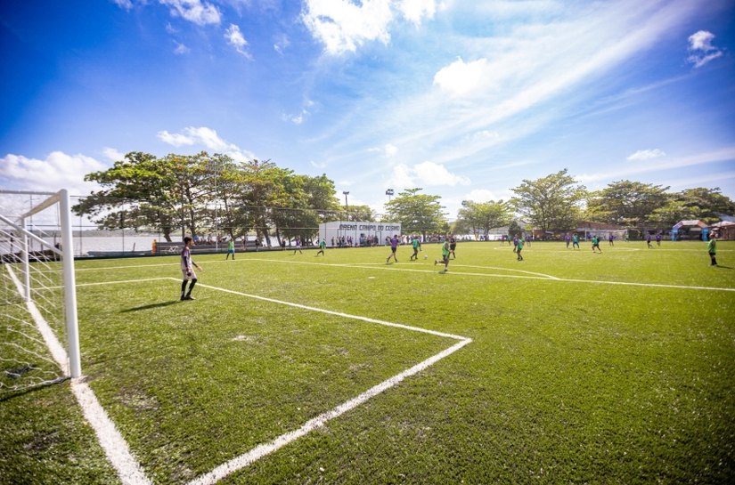 JHC entrega Areninha Campo do Cosmo e leva transformação social ao Vergel