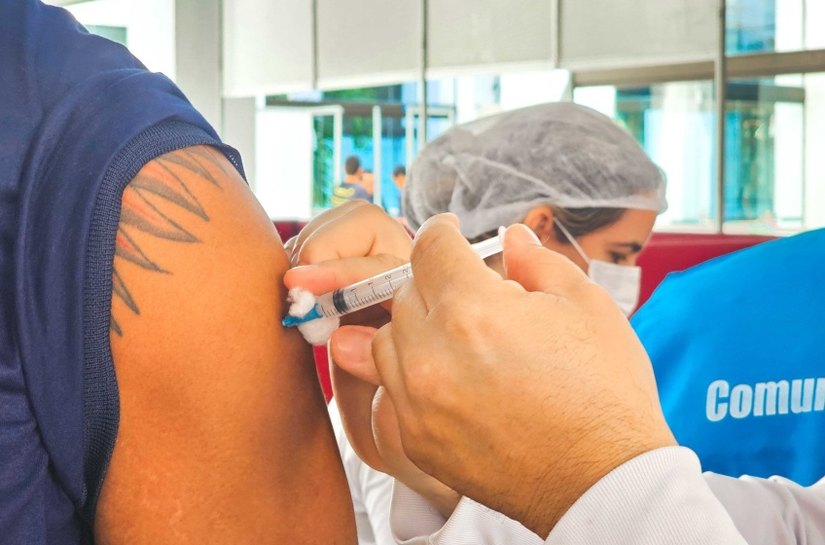 Imuniza Aqui já aplicou quase 2 mil doses de Influenza em público prioritário