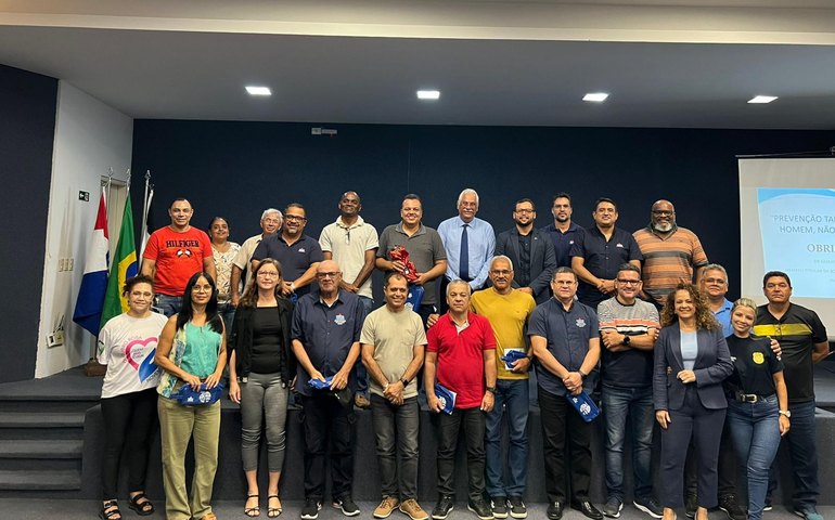 Novembro Azul: palestra na Delegacia Geral busca conscientização sobre o câncer de próstata