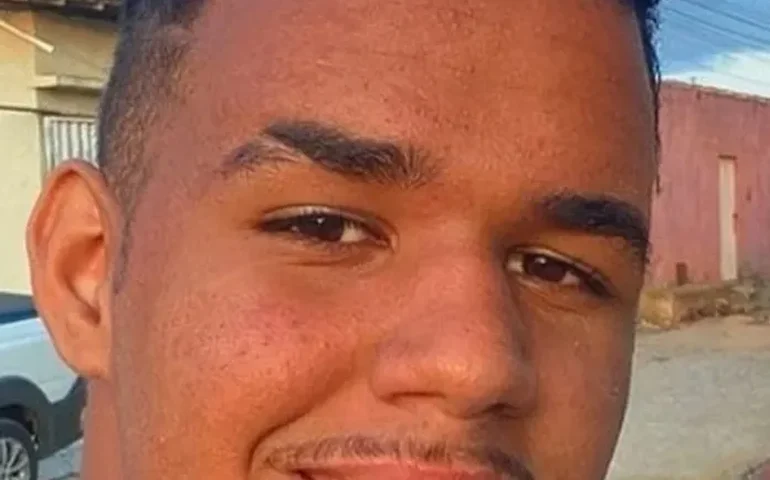 Jovem vítima de colisão com motocicleta na AL-220, não resiste, e morre no HE do Agreste