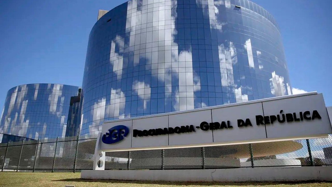 PGR reforça pedido para ministros do STF acessarem dados de Vorcaro