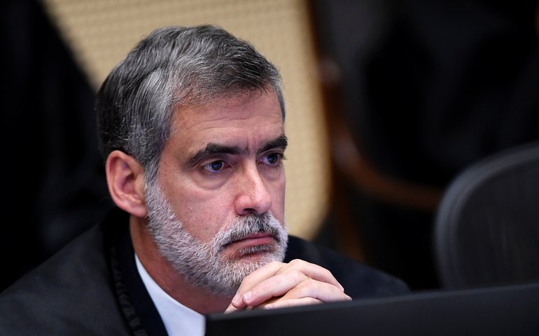 Ministro do STJ manda soltar modelo que atropelou jovem no Rio