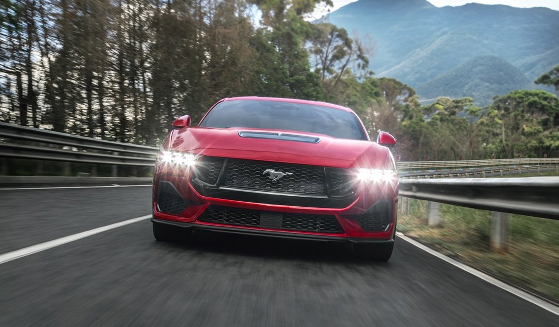 Ford traz para o Brasil um Mustang mais potente e tecnológico