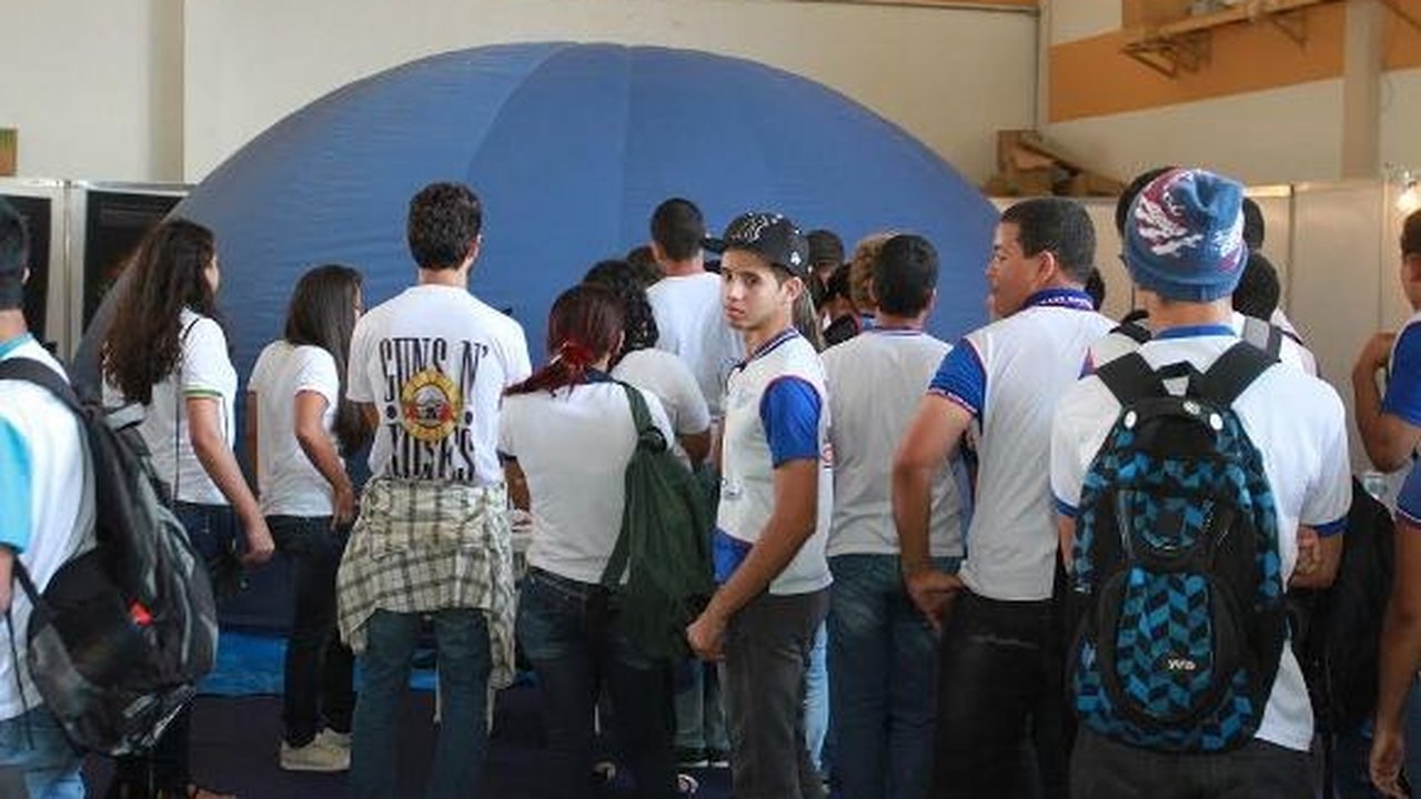 Pesquisas e exposições astronômicas são atrações de stand