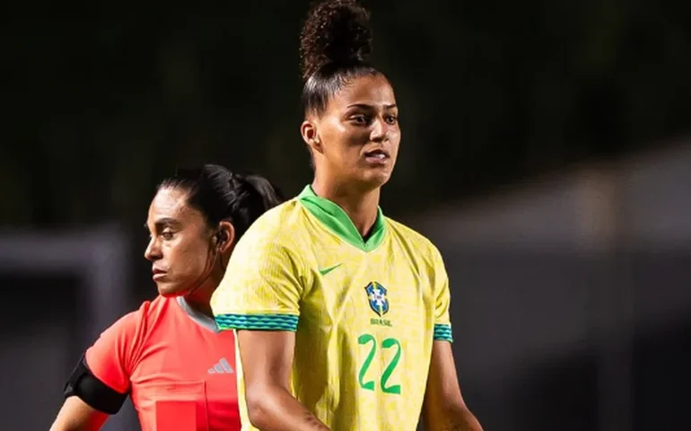 Amanda Gutierres faz dois e seleção feminina de futebol vence Austrália em amistoso