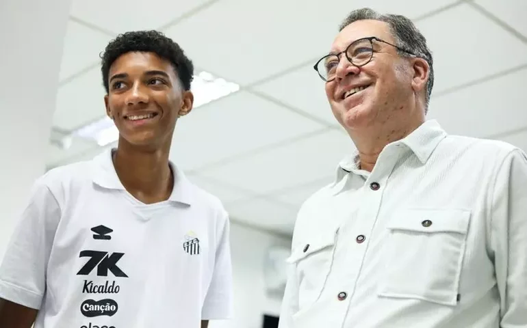 Filho de Robinho vê jogo da Inter e alimenta rumores sobre transferência