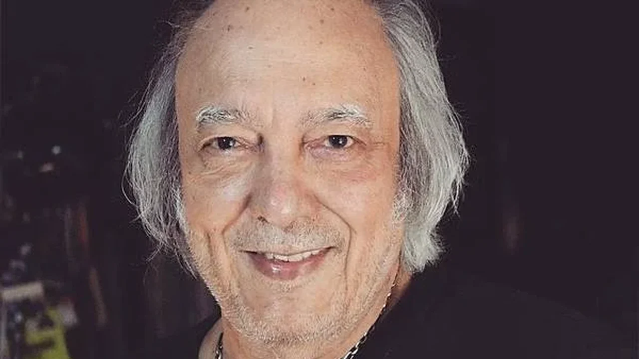 Viúva de Erasmos Carlos deixa apartamento que vivia com o cantor: 'Me encontro no conforto de um lugar pequeno'