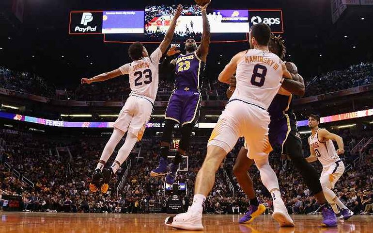 Warriors e Suns reagem após derrotas e vencem na NBA; Lakers perdem mais uma